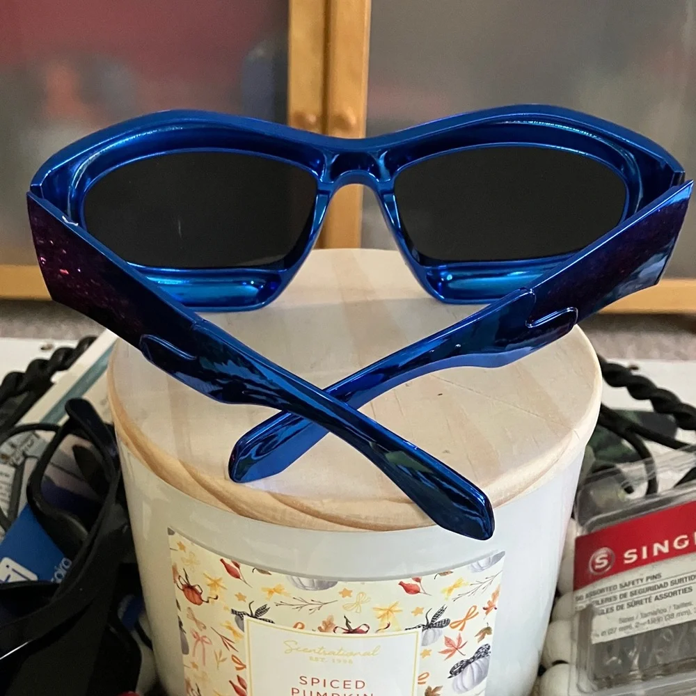 Blue Reflective Sunglasses